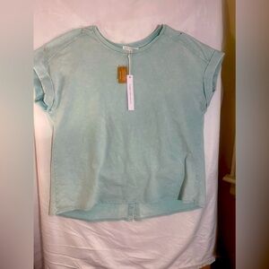Jane and Delancey soft 60% cotton shirt